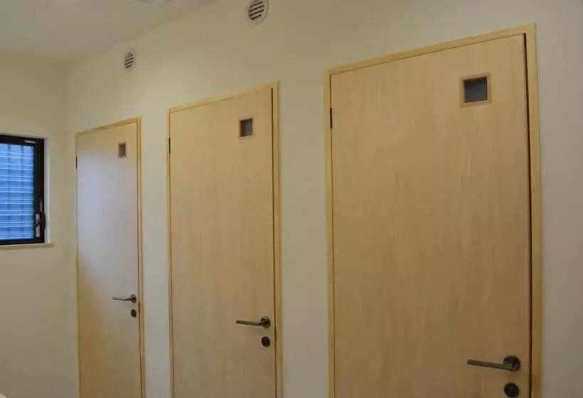 Retkeilymaja Bed N Chill Shippoya 七宝屋