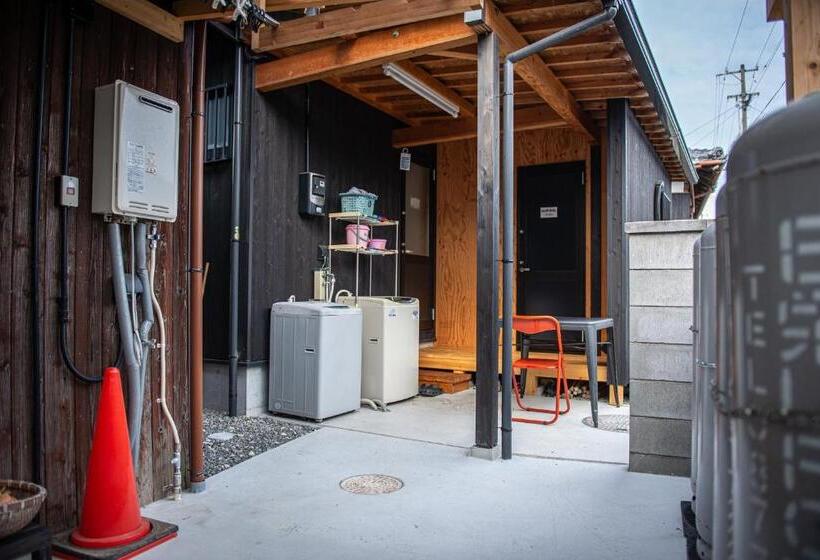 Albergue Bed N Chill Shippoya 七宝屋