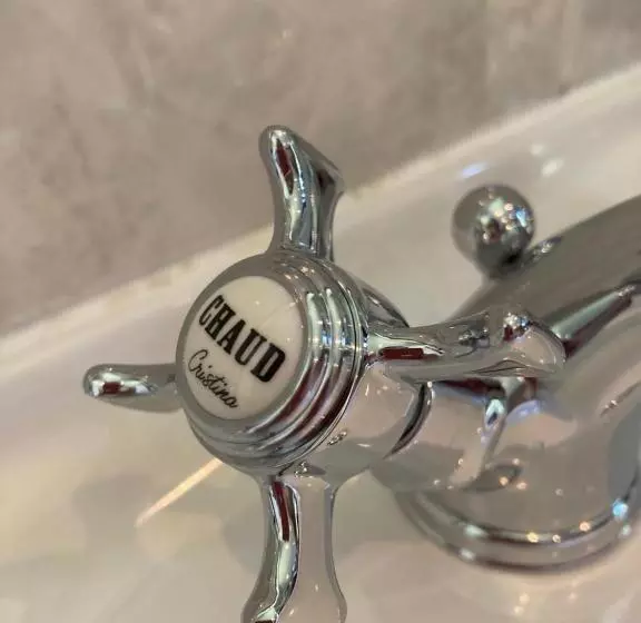 ベッドアンドブレックファースト Chateau Gioux