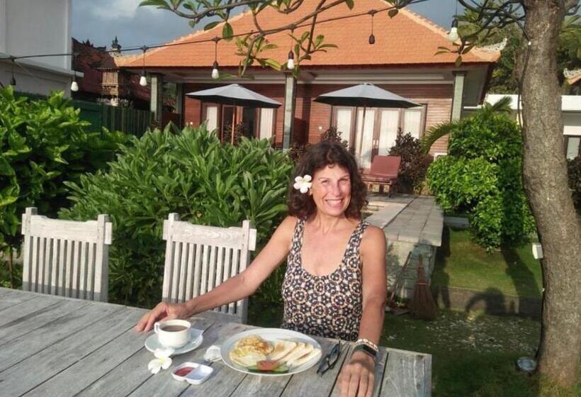 민박 Juan Beach Bungalow