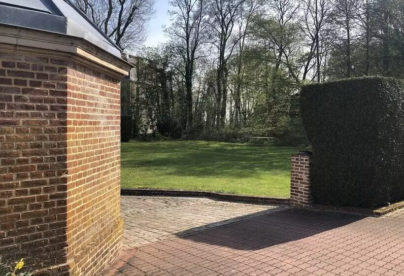 Aamiaismajoitus (B&B) Le Clos Des Fontaines