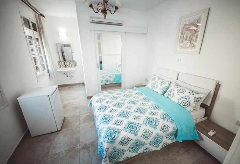 مسافرخانه Nicosia Taskonak Hotel & Restaurant