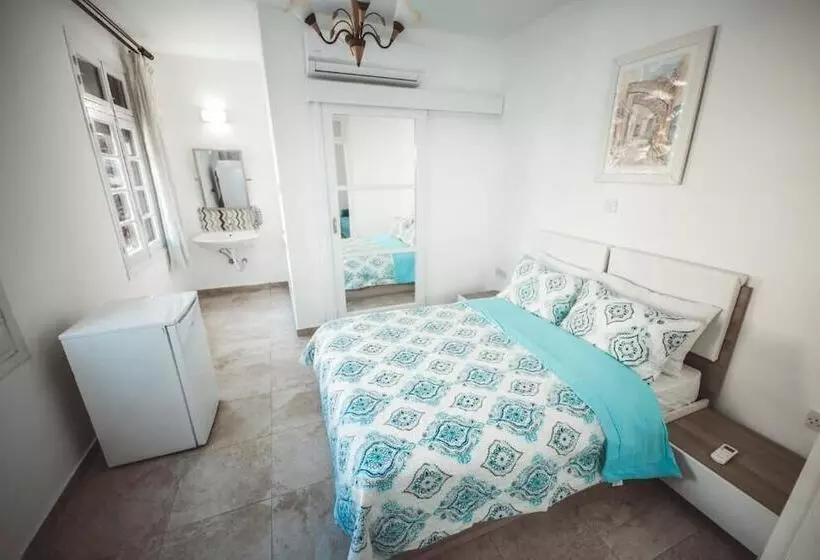 Hostelli Nicosia Taskonak Hotel & Restaurant