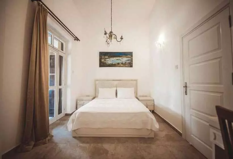 Hostelli Nicosia Taskonak Hotel & Restaurant