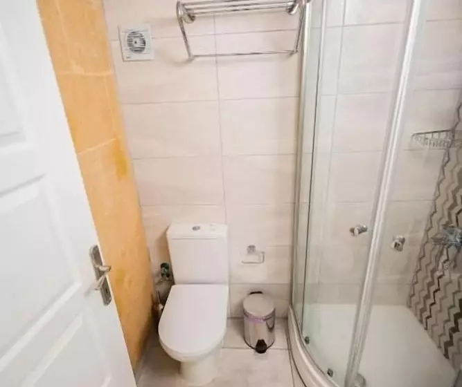 Hostelli Nicosia Taskonak Hotel & Restaurant