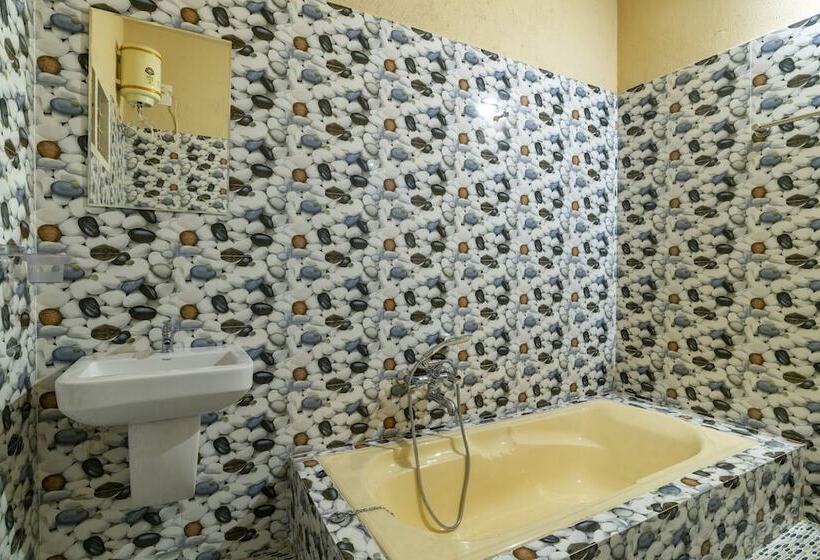 בית מלון כפרי Budgies Cottage