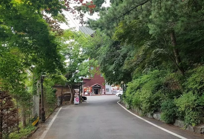 هتل Garden