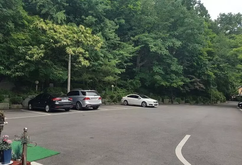 هتل Garden