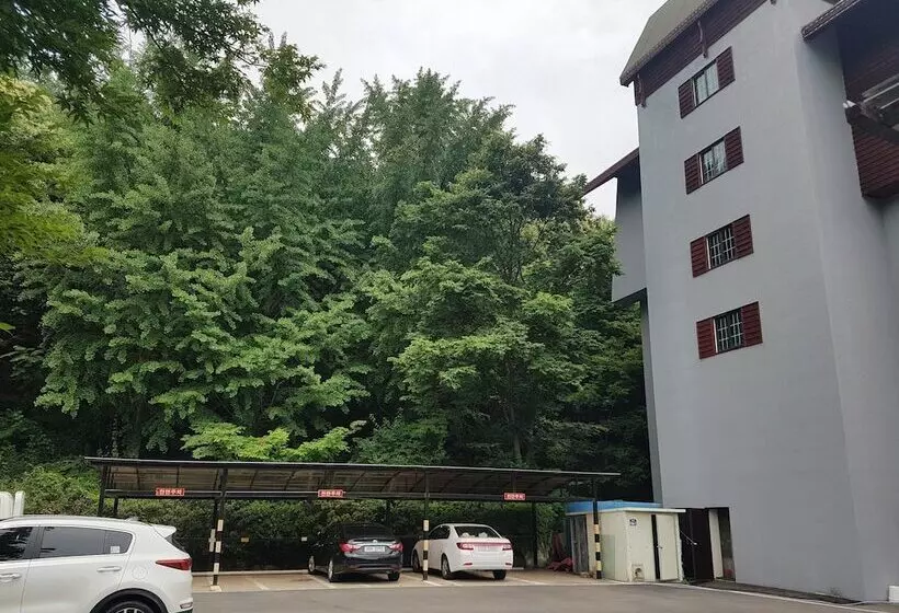 هتل Garden