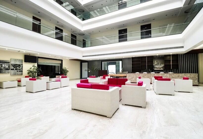 فندق La Silver Leaf