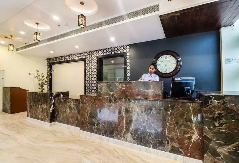 Hotelli La Silver Leaf