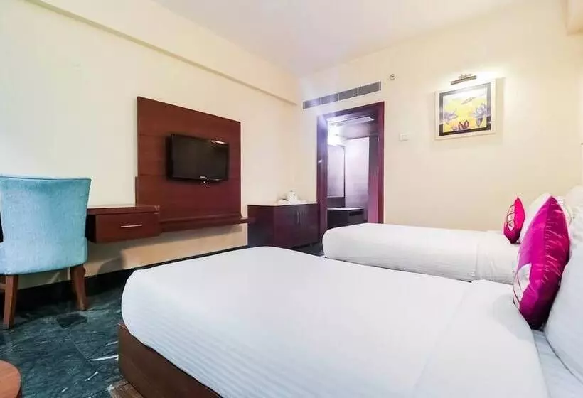 Hotelli La Silver Leaf