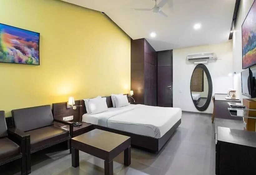 Hotelli La Silver Leaf