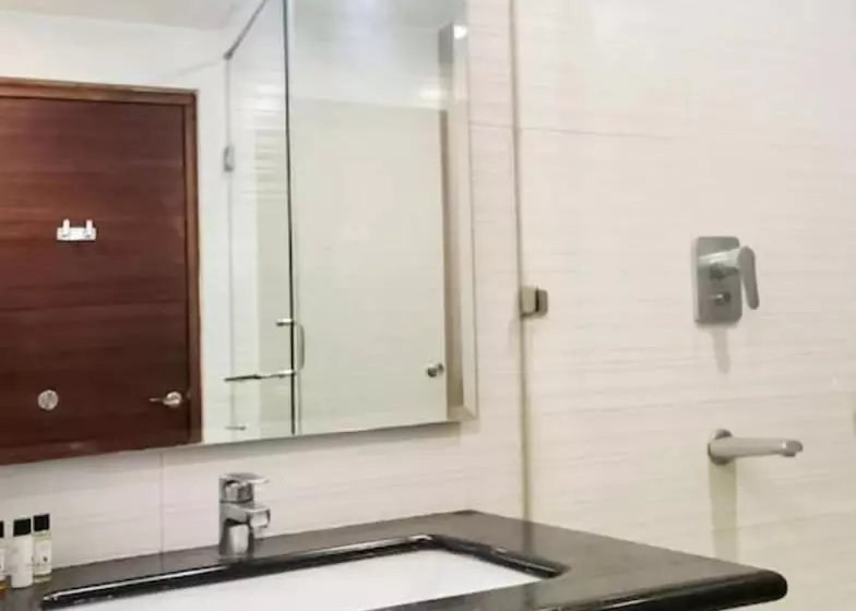 Hotelli La Silver Leaf