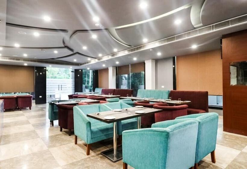 فندق La Silver Leaf