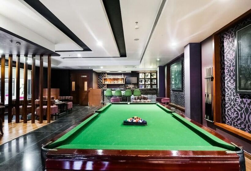 فندق La Silver Leaf