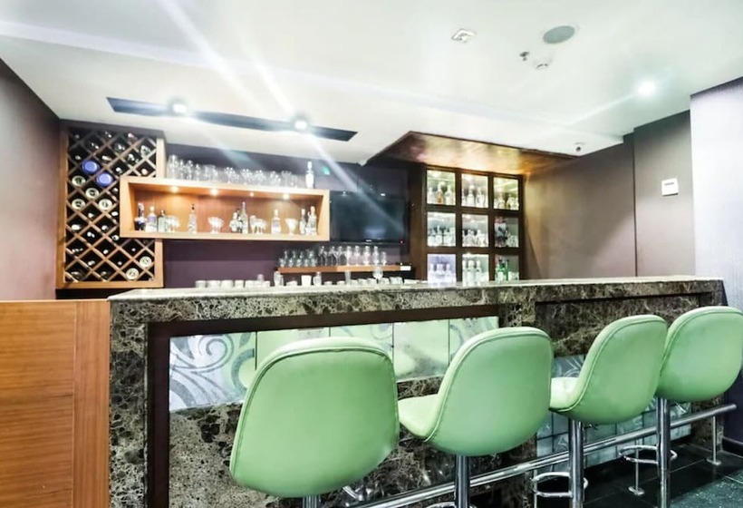 فندق La Silver Leaf