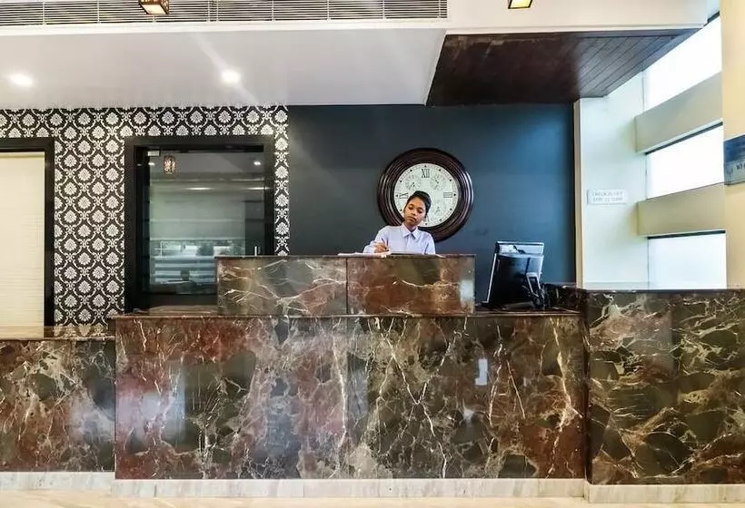 Hotel La Silver Leaf