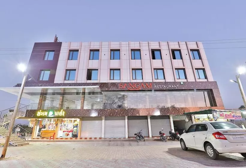 Hotelli Milan Guest House By Oyo Rooms