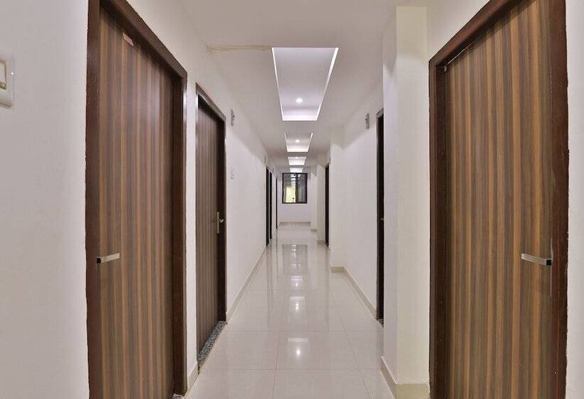 ホテル Milan Guest House By Oyo Rooms