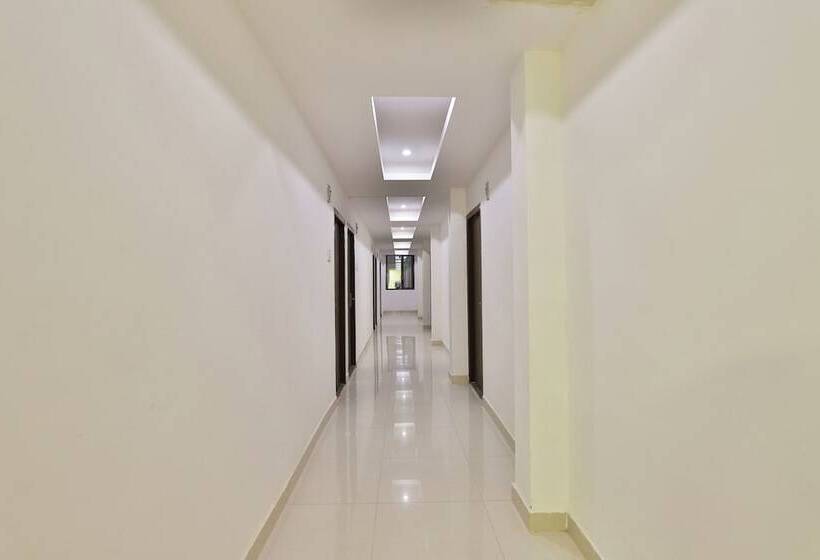 ホテル Milan Guest House By Oyo Rooms