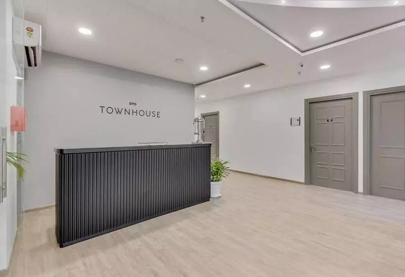 ホテル Super Townhouse Sector 49 Near Logix City Centre