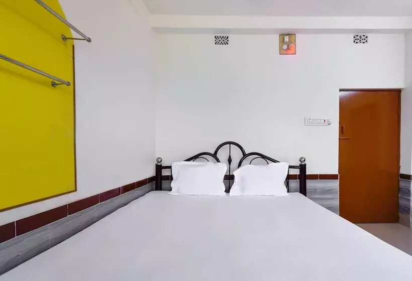 ホテル Spot On 46657 Sharav Chandra S