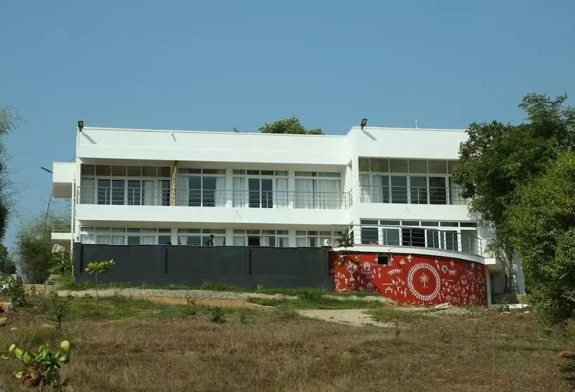 Hotelli The Vana Valley Retreat