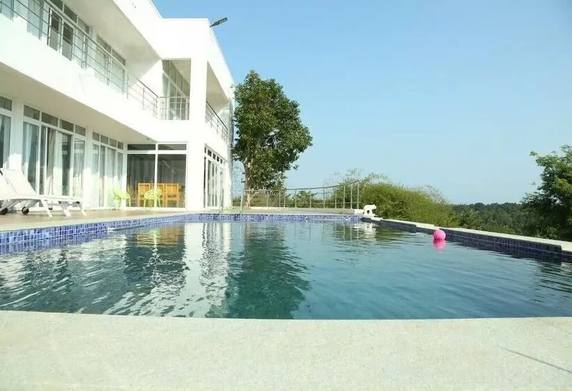 Hotelli The Vana Valley Retreat