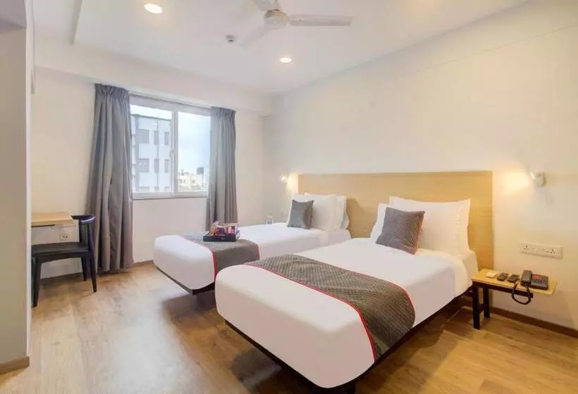 Hotelli Super Townhouse Balewadi