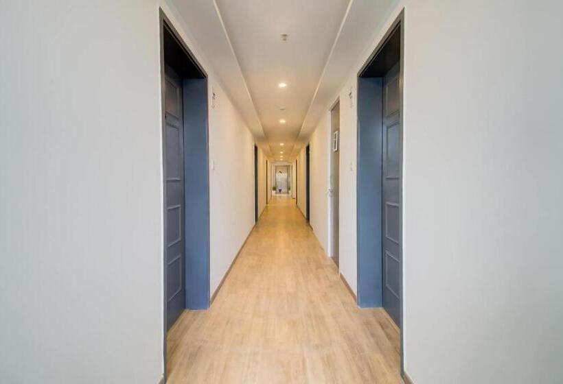 هتل Super Townhouse Balewadi