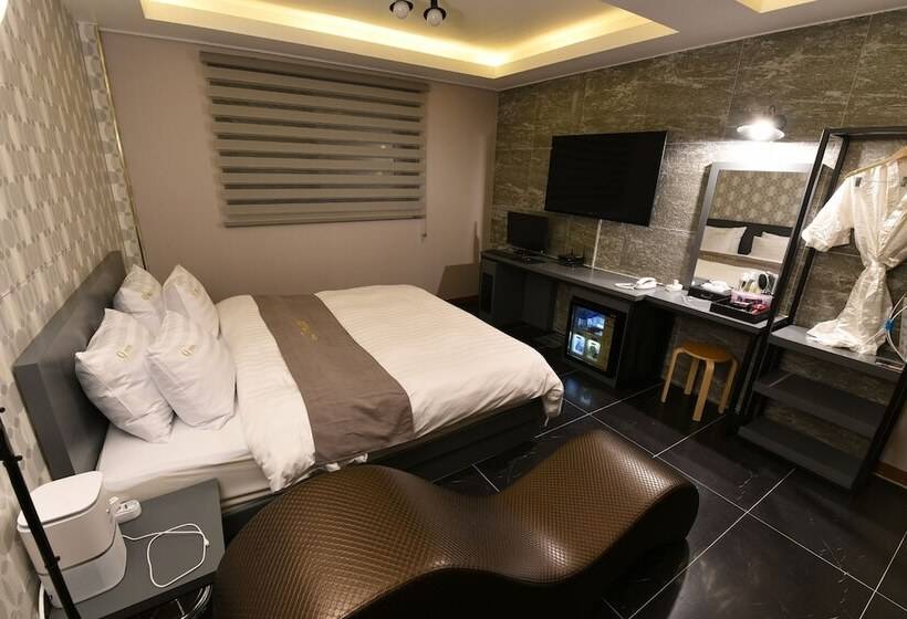 Hotel Yaja Jecheon Station