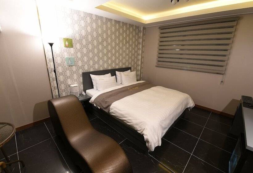 Hotel Yaja Jecheon Station