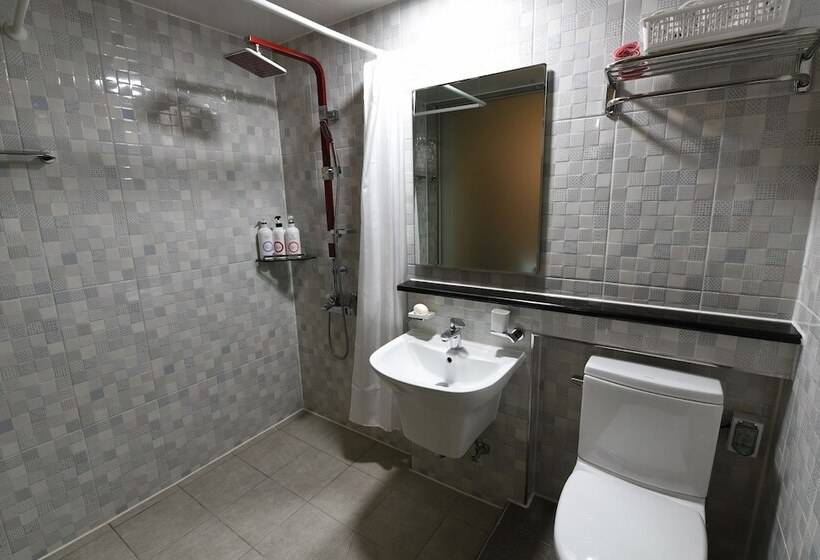 Hotel Yaja Jecheon Station