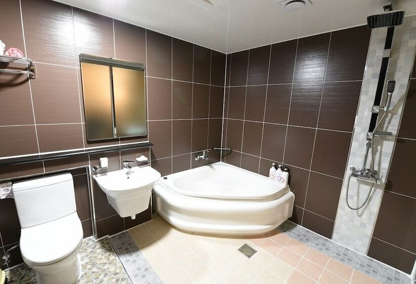 Hotel Yaja Jecheon Station