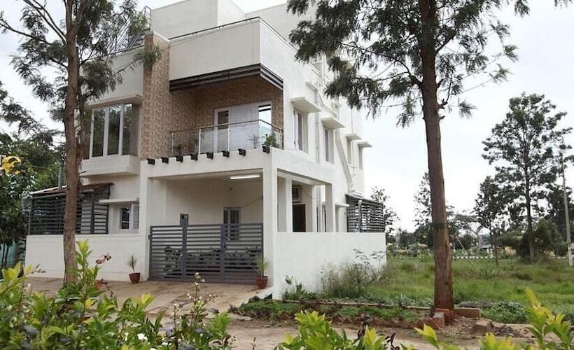 פנסיון Anamala Suburbia Homestay