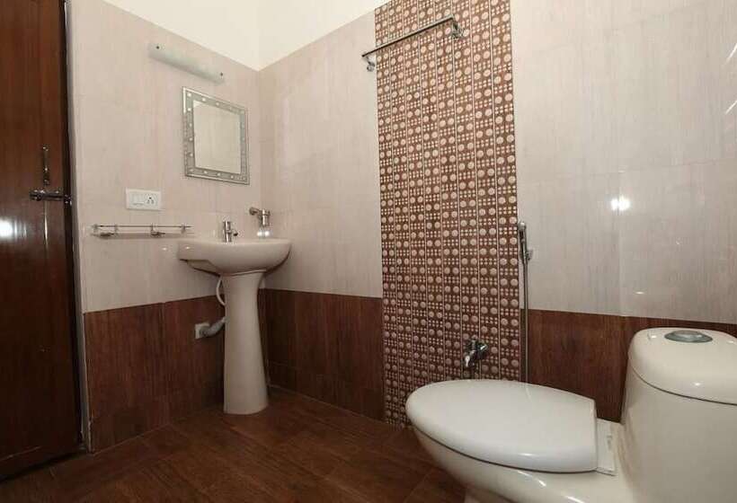 פנסיון Anamala Suburbia Homestay