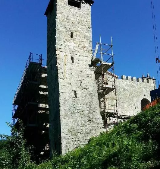 Majatalo Castello Di Ahrensperg