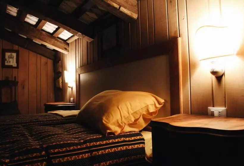 Majatalo Castello Di Ahrensperg