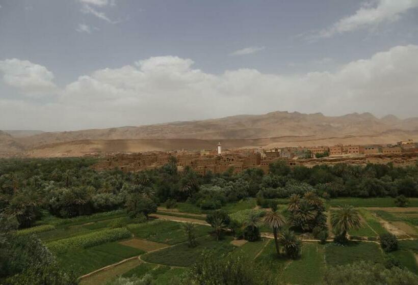 بنسيون Auberge Le Lac Garden Of Eden