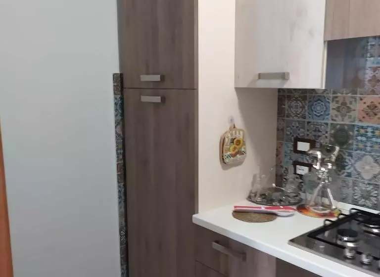 Majatalo Stone House E Casa Vacanze Zia Rosina