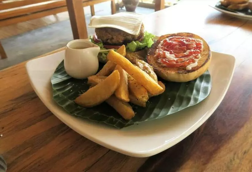 ペンション Thamarind Resort Gili Gede