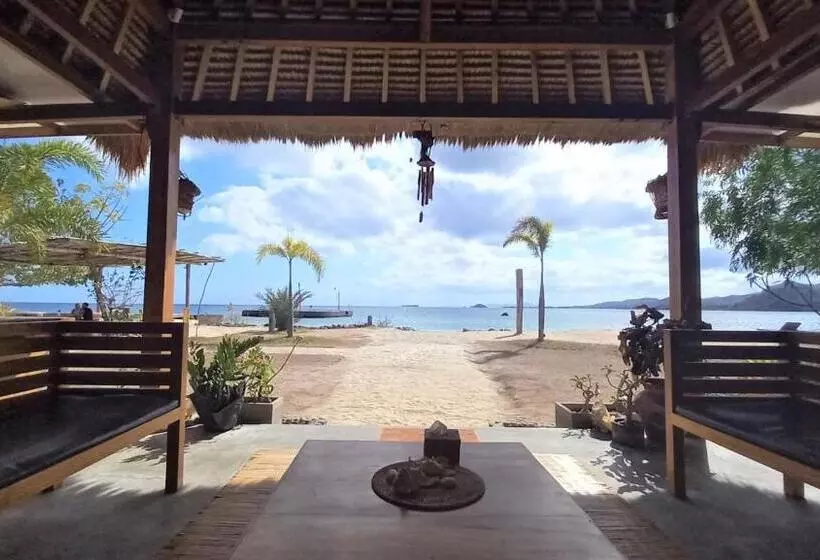ペンション Thamarind Resort Gili Gede