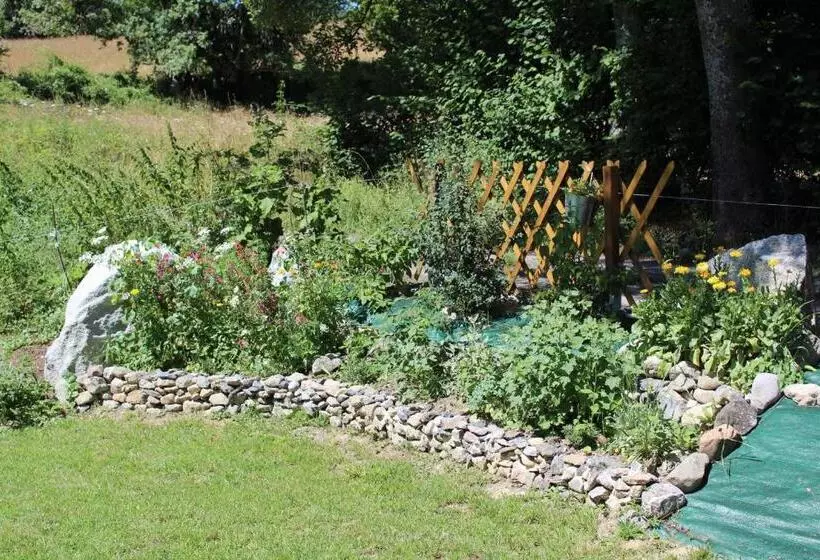 Aamiaismajoitus (B&B) Du Cote De Lacoume