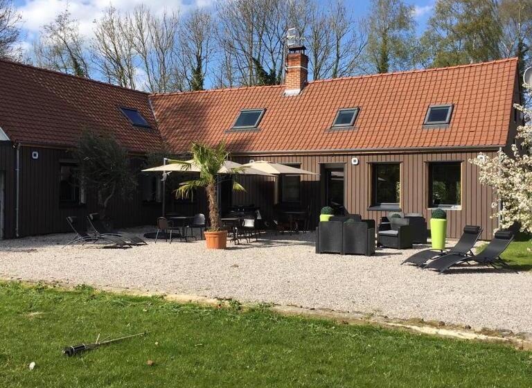 Bed and Breakfast Le Domaine De Wail Legends Resort