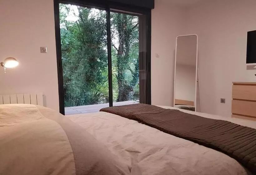 Aamiaismajoitus (B&B) Le Domaine De Wail Legends Resort