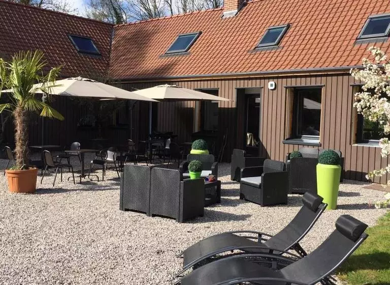 Aamiaismajoitus (B&B) Le Domaine De Wail Legends Resort