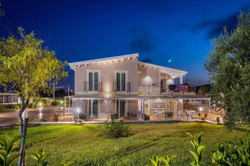 Aamiaismajoitus (B&B) Tramonto Ibleo Resort