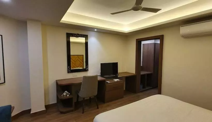 Hotelli Ajanta Palace