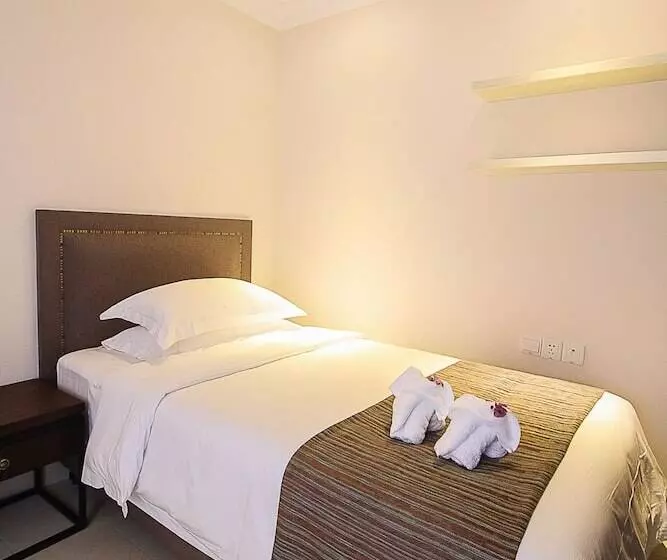 Hotelli Haikou Tianyi International